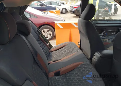 2021 Nissan Kicks Sr Xtronic Cvt z USA, uszkodzony, nr VIN 3N1CP5DV6ML511770